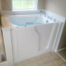 Before and After Tub to Walk In Shower Conversion Services in Des Moines, IA (2)